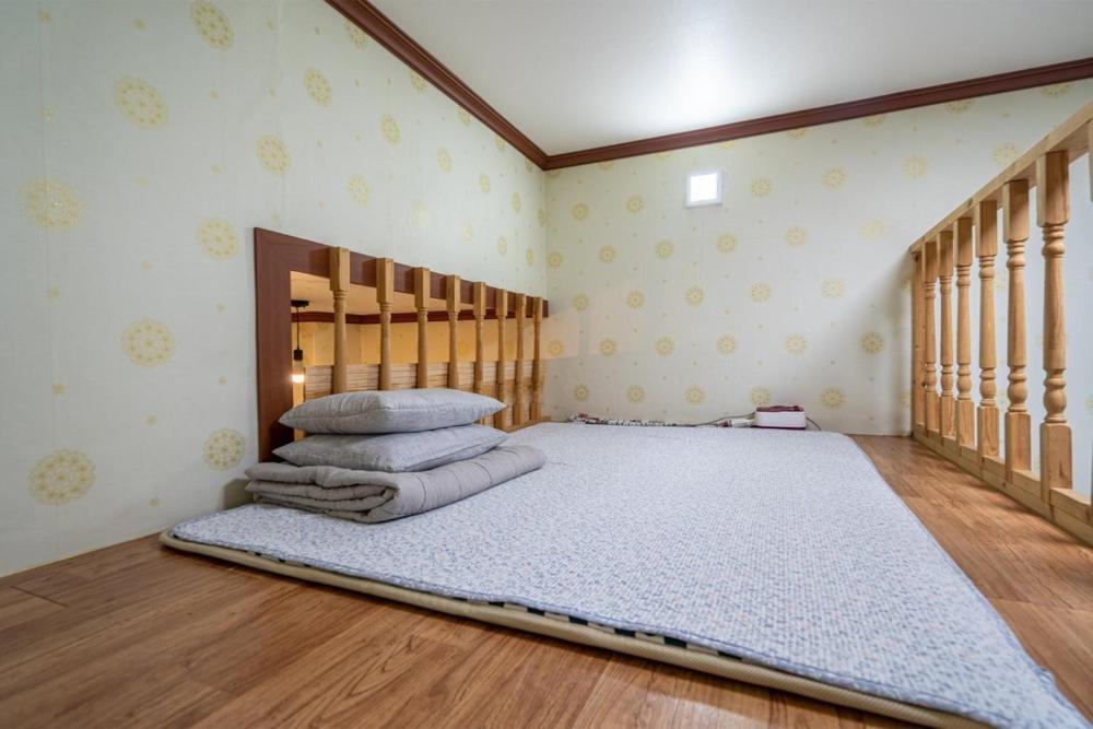 Daecheon Relax Pension Порён Номер фото